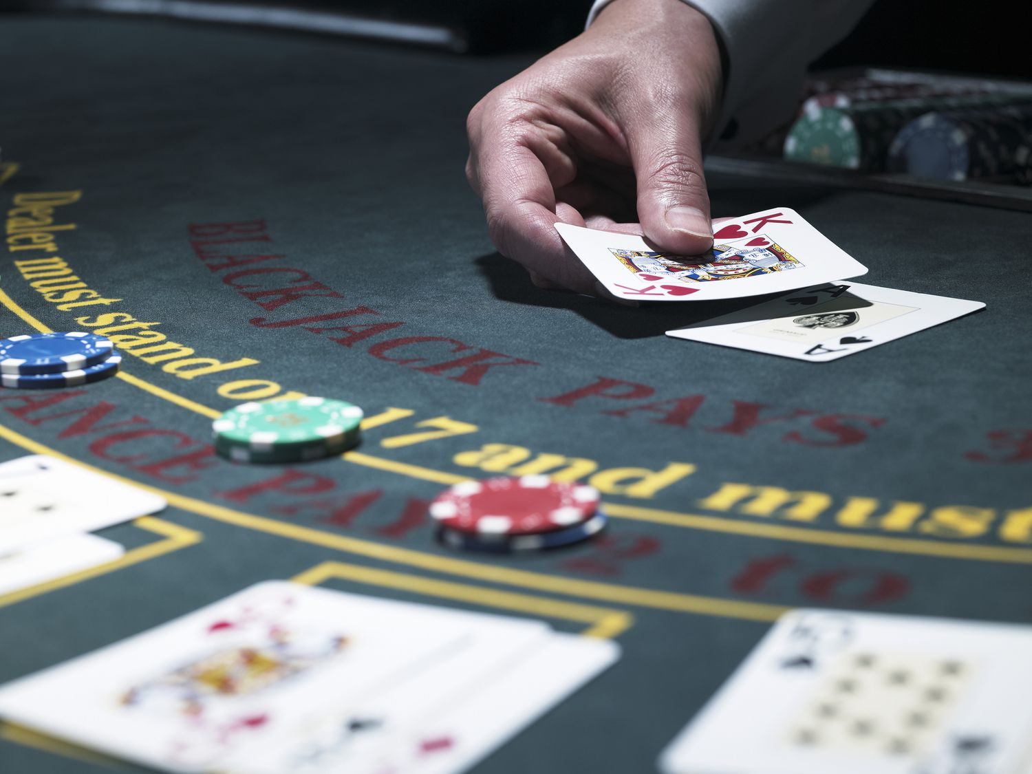 The Psychology of Luck: How Casinos Use Behavioral Science to Their Advantage